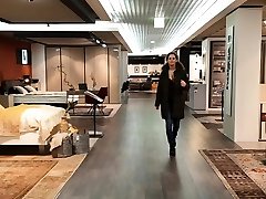 Public Flash and Fuck in Shopping Centre with German Teen