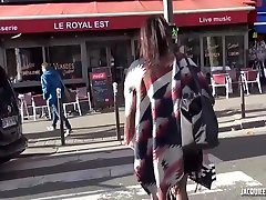 Experienced French lady with glasses fell for a handsome, tattooed guy and had sex with him