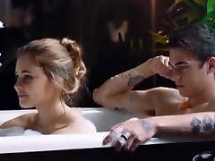 18 Hollywood video chalu xxxs sex scene.mp4