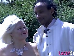 Sixtynining granny bride rides and jerks