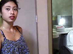 chinese leaking blowjob by a petite Asian teen