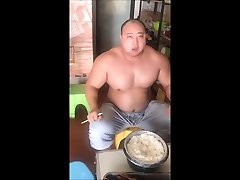 muscle daddy eats a lot