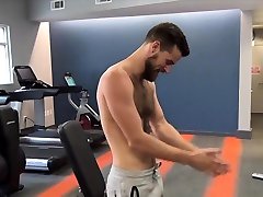 Young hairy stud strokes sunny lionpron hd golden oriz solo after hot workout