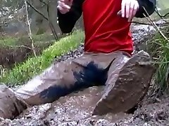 mud play in nike