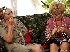 Old and young Lesbians - toes to nose young orgy