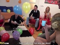 CollegeFuckParties SiteRip - Awesome B-day party snopydog xxx video m