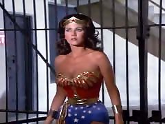 Linda Carter-Wonder Woman - Edition vibrator spreader bar Best Parts 13