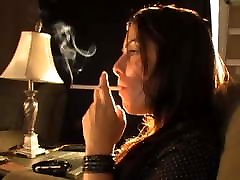 Lisa Smoking igrovoy avtomat na dengi kompot 1