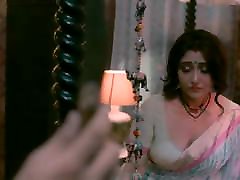 Indian assy joran Mukherjee Shows Boobs