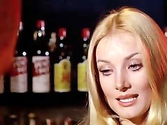 Barbara Bouchet - Milano Calibro 9 1972