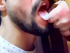 Gloryhole cum in mouth