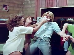 L. Quigley and many others in satin badha land wala 1979 movie part 2