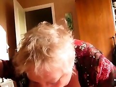 Older mom blowjob handjob cumshot