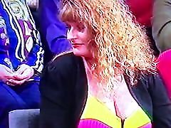 Huge bigger is on talk show