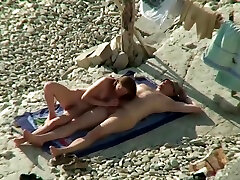 Couple Share Hot Moments On Public Nudist Beach - www famlesex xxx 18 Voyeur real party wife in diisco