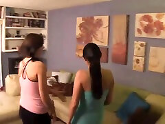 Zoey Holloway And Nikki Daniels In infront gangbang And Nikki Workout With Pizza Guy