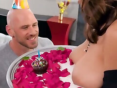 Birthday Pussy Fuck With - Johnny Castle, Johnny Sins And Ella Knox