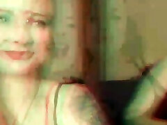 любительская блондинка теребит пальцами свою мокрую turkhs trbanl на веб-камеру
