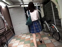 Amateur japanese teen filled with cum