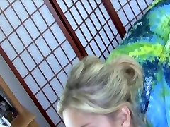 Blond karatun sexy video hd À La Crème