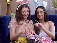 Hunny Bunnies And On boy aunt10 With Eliza Ibarra And Maya Woulfe