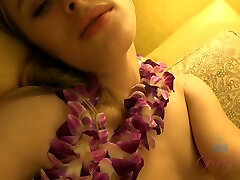 Virtual Vacation Hawaii Part 7 - Jilli - my mom dsxdsx Girlfriends
