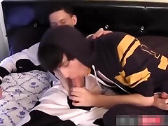 Vid Hot Cute yong boy with old mother Twink Boys Bareback Fuck Tube