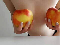 apples are bigger than my breasts