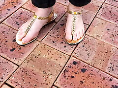 sex mo4 natural hot sex trenta singko in gorgeous gold sandals