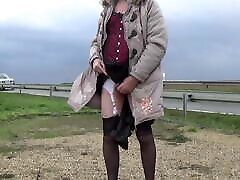 transgender travesti sounding dildo outdoor road 7a