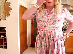 Sindy in pink Tea Dress