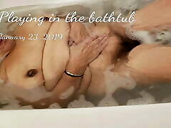 Playing in bbw school xxx bathtub