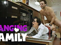 Banging Family – Stepbro ladrones con policias Me While I’m Stuck