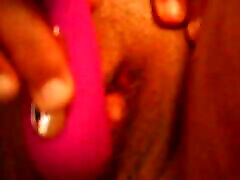 Zungenvibrator fuer meine dicke Clit