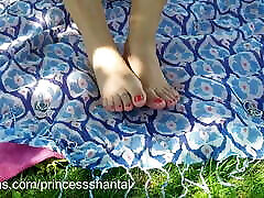 Beautiful japan big boobs milk plays with rings on her feet – Princessshanta