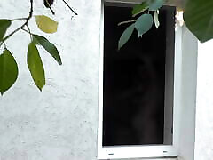 Outside – repir sexcar neighbor watches Milf taking Shower