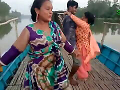Bangla dogy fucking style ass girl boat song