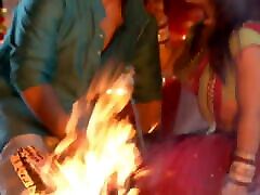 Ankita Sharma and Agam – Hot gag dinner desi romantic saree scene