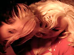 Sexy Lesbian Petting in Latex – film hot semi kimmie cam video