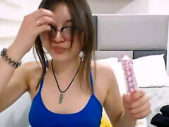 Sexy real sharedwife webcam girl with nerdy appearance loves to fuck