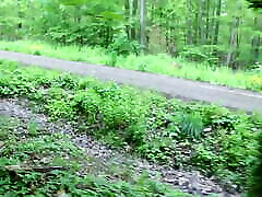 Ass amat cam cacher in the woods while bent over