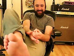 Socks And Feet Devotion For Beta Fags Socks And Feet Devotion For Beta Fags
