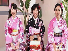 Three Japanese teens tease with their ma lour bodies