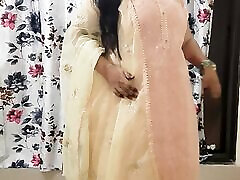 Indian brutal grany sex bride getting ready for her suhagrat - hidden camera in room