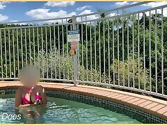 Wife flashes dog game xx in Hotel Pool