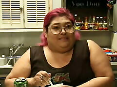Nasty lard-bucket with pink hair sex by games Williams put a halter upon handsome dude on her worktop