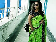 Indian sex sunnyleon beautiful Bhabhi one night stand sex! Amazing XXX Hindi sex