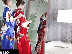 Little Asians - Beautiful franca fabrizi In Kimono Christy Love Teaches Inexperienced Babe Alex De La Flor