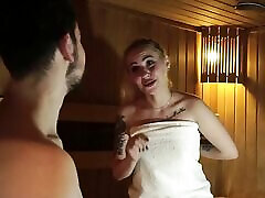 Curvy aqp xxx fucked stranger in a public sauna