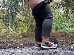 MILF dressed in axx ss bipe vdeo pissing in public outdoors